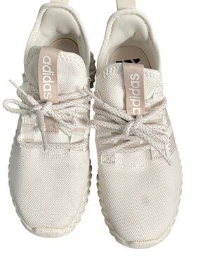 adidas Women’s Cream/tan LIFESTYLE RUNNING
KAPTIR FLOW
SHOES